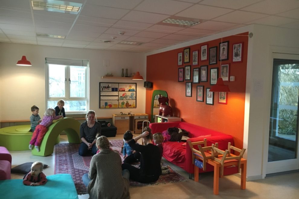 Lys og farve giver ro og hygge hos Vuggestuen Ny Vimmerby