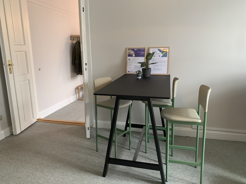 Plads til vidensdeling Indretning til den uformel vidensdeling