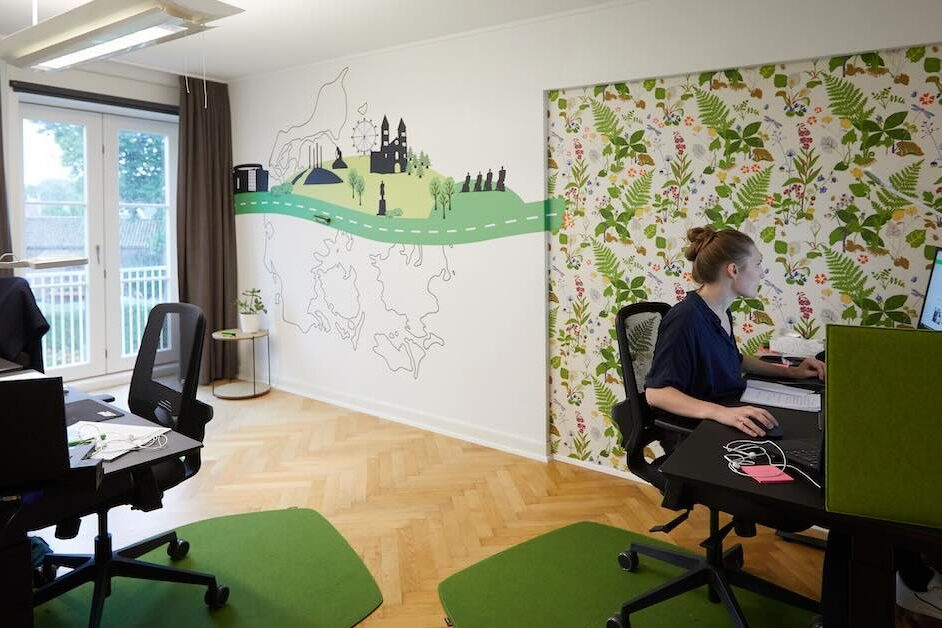 Indret med tapet – en effektiv måde at sætte stemning og skabe liv i indretningen